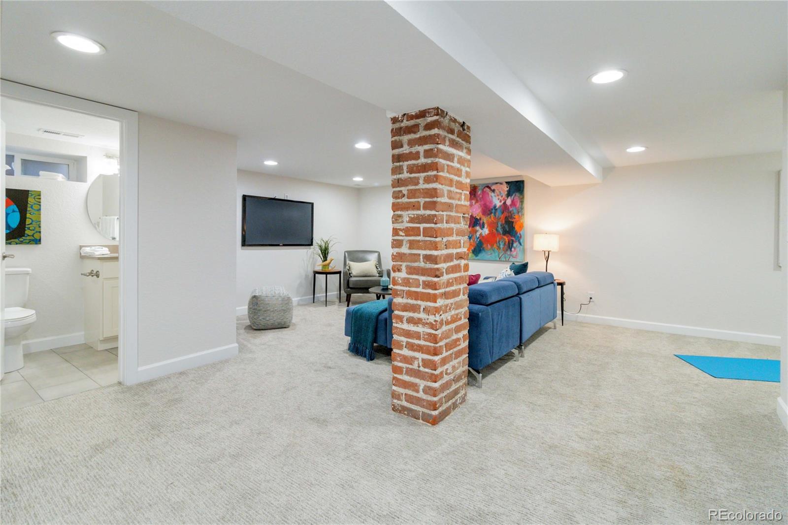 1325 Dahlia Street Denver, CO 80220 - Photo 36 of 44