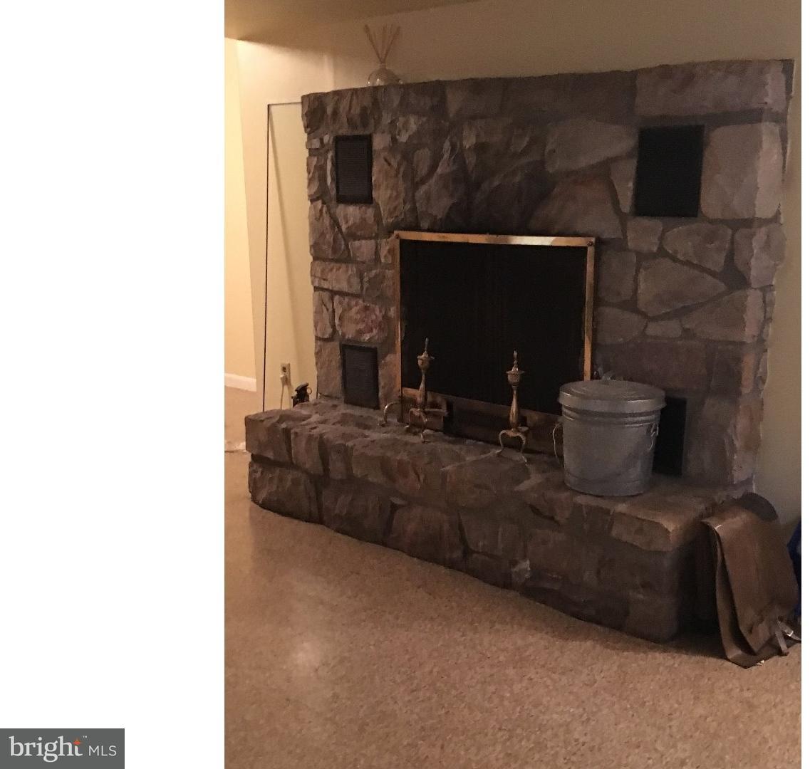 3390 East Buck Road Pennsburg, PA 18073 - Photo 10 of 10 Family Room