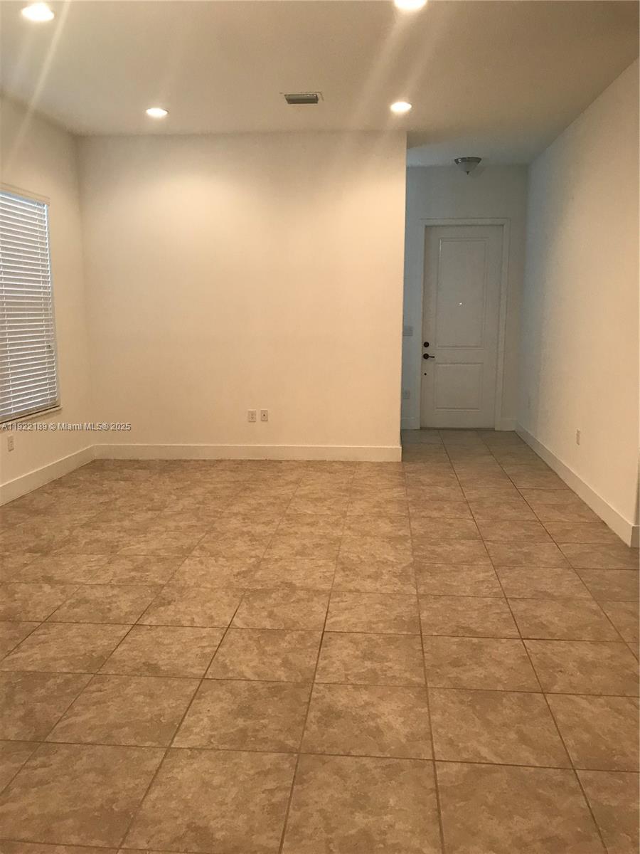 9823 West 34th Lane, Unit 9823 Hialeah, FL 33018 - Photo 16 of 61