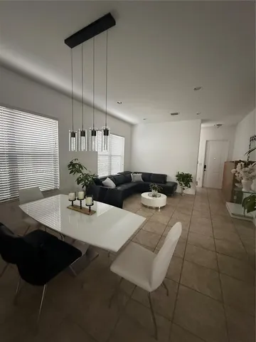 $4,000 | 9823 West 34th Lane, Unit 9823, Hialeah, FL 33018