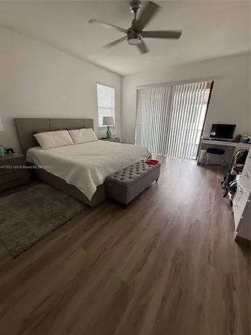 $4,000 | 9823 West 34th Lane, Unit 9823, Hialeah, FL 33018