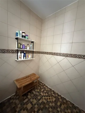 $4,000 | 9823 West 34th Lane, Unit 9823, Hialeah, FL 33018