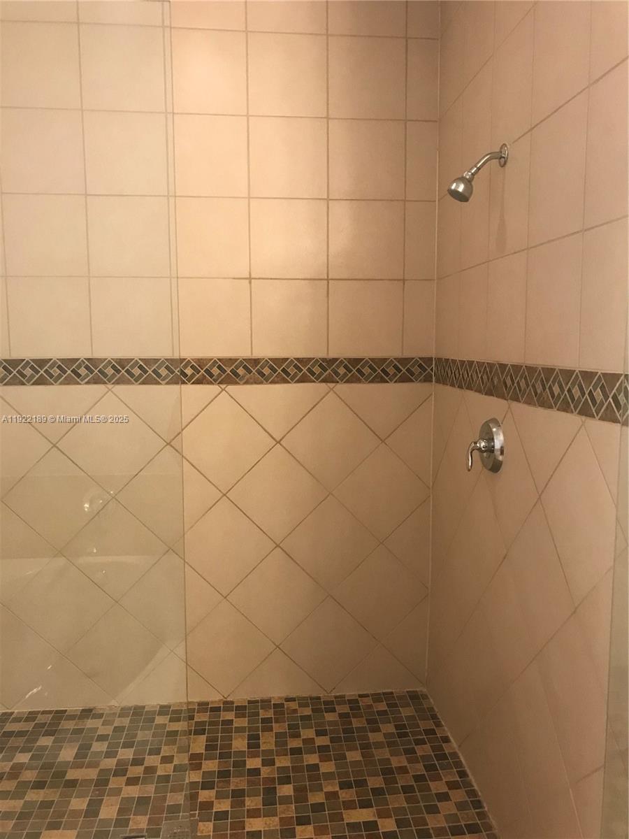 9823 West 34th Lane, Unit 9823 Hialeah, FL 33018 - Photo 37 of 61