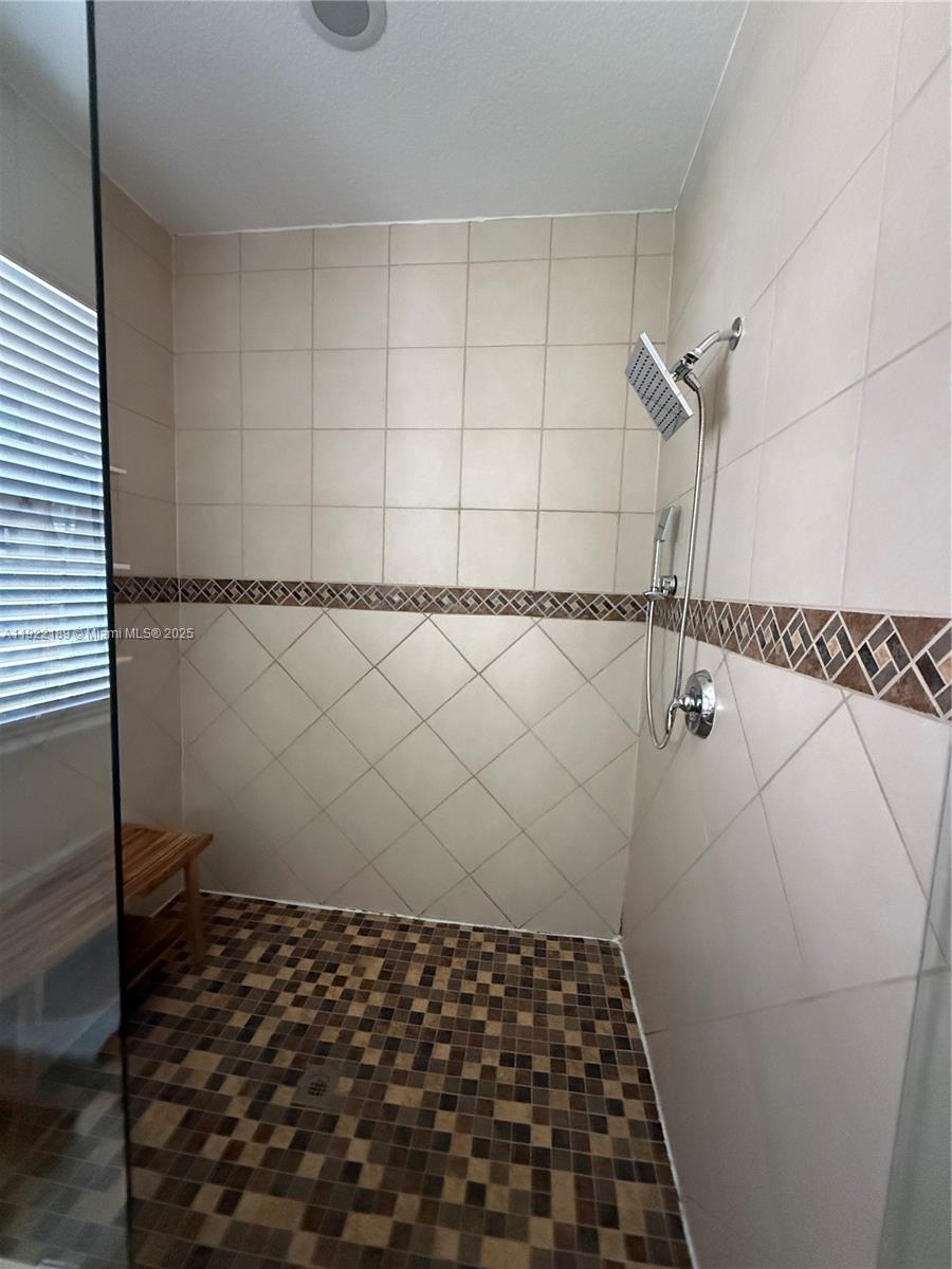 9823 West 34th Lane, Unit 9823 Hialeah, FL 33018 - Photo 38 of 61