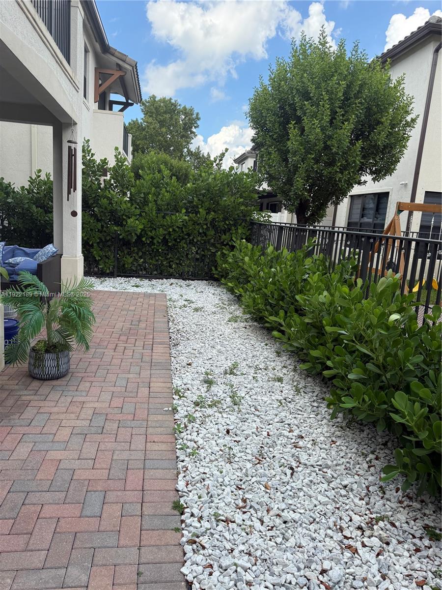 9823 West 34th Lane, Unit 9823 Hialeah, FL 33018 - Photo 48 of 61