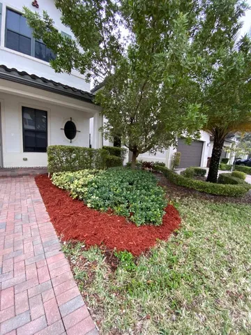 $4,000 | 9823 West 34th Lane, Unit 9823, Hialeah, FL 33018