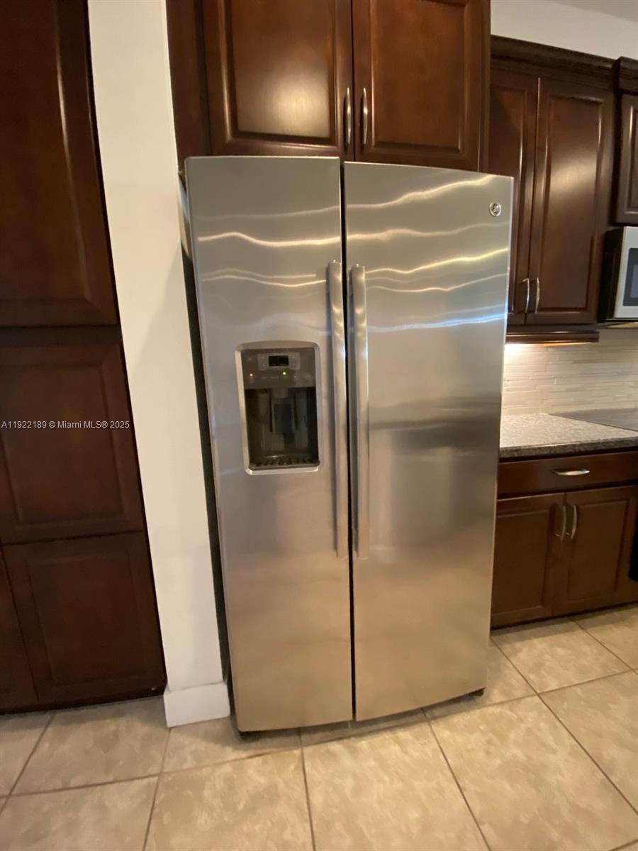 9823 West 34th Lane, Unit 9823 Hialeah, FL 33018 - Photo 6 of 61