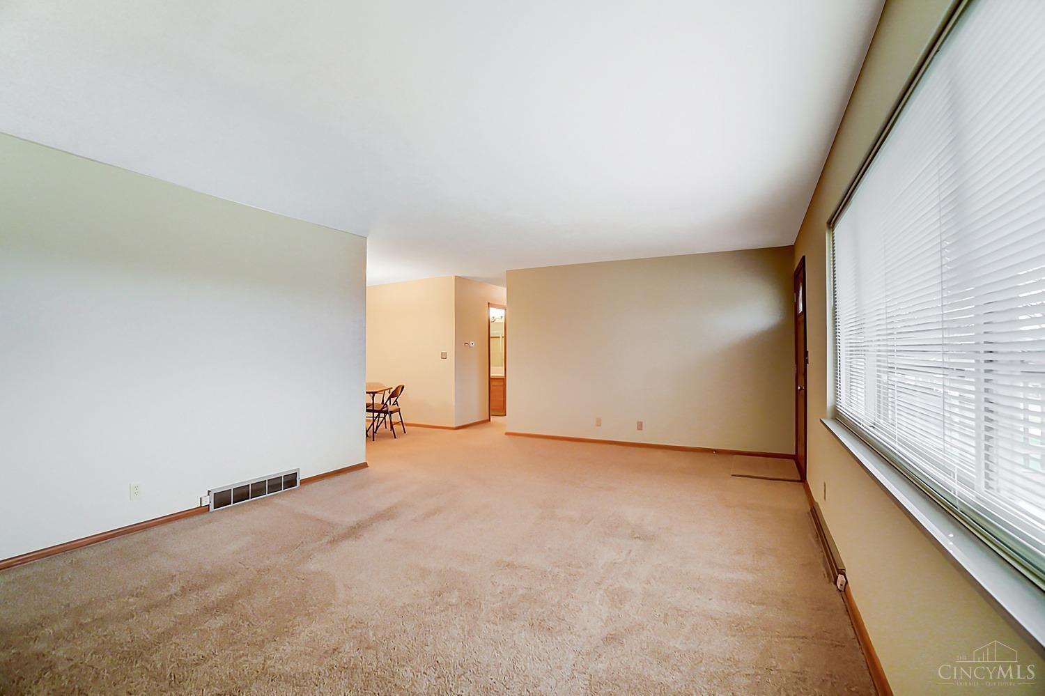 1400 Golf Street Riverside, OH 45432 - Photo 7 of 49