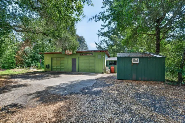 $2,500,000 | 2348 Mill Creek Lane, Healdsburg, CA 95448