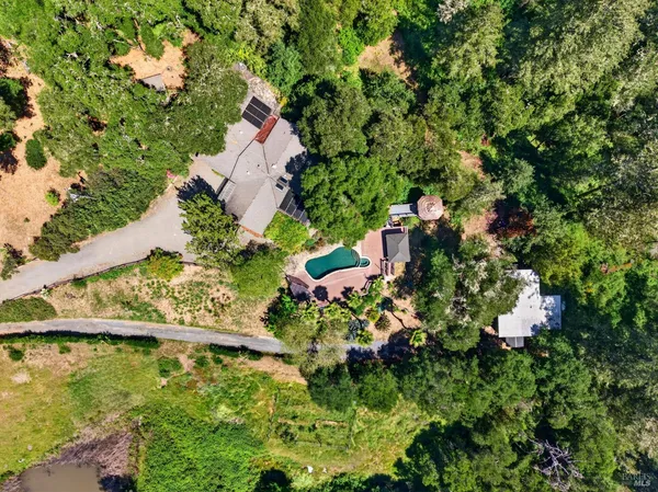 $2,500,000 | 2348 Mill Creek Lane, Healdsburg, CA 95448