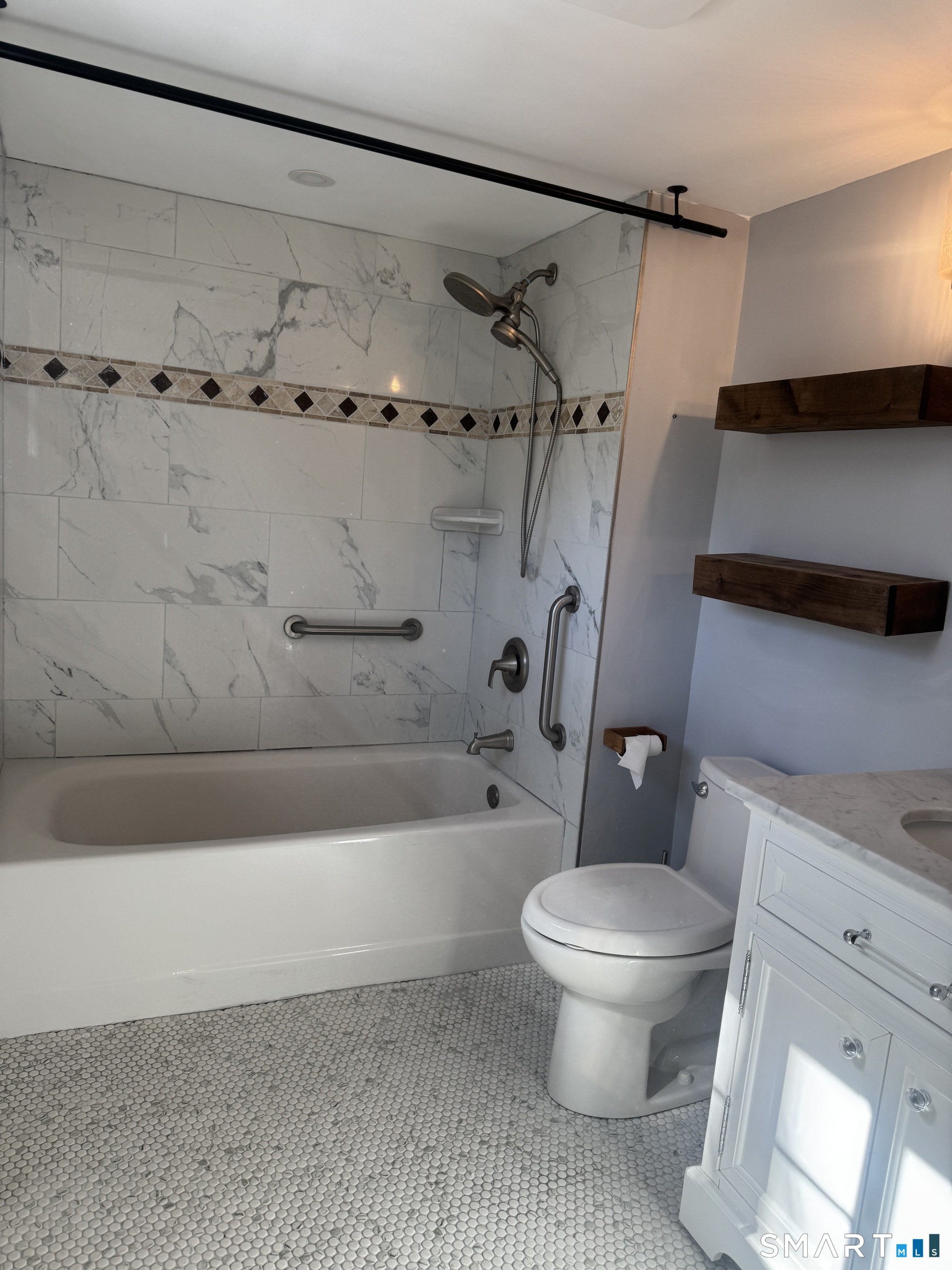 287 Durham Road Madison, CT 06443 - Photo 4 of 22