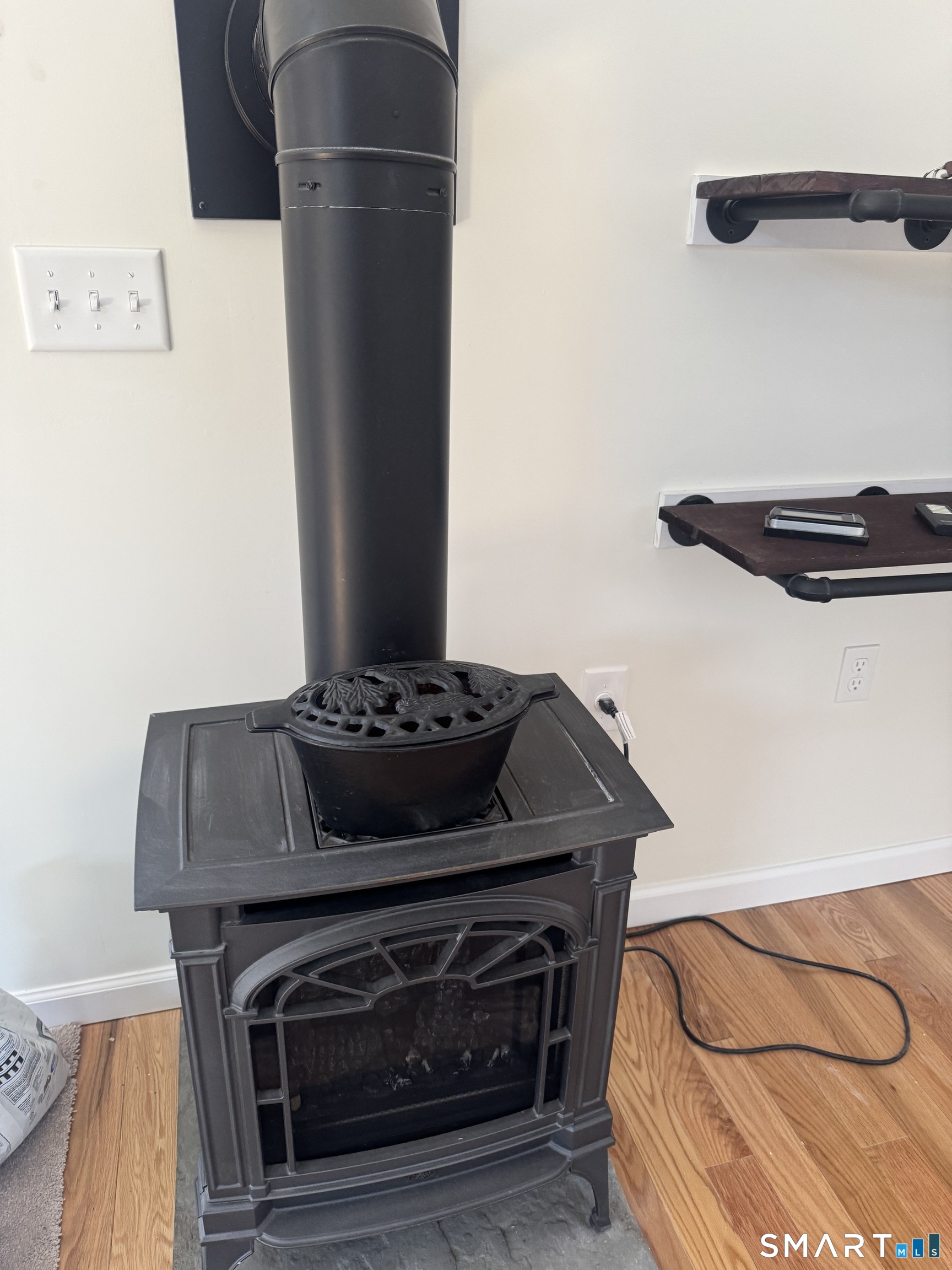 287 Durham Road Madison, CT 06443 - Photo 10 of 22