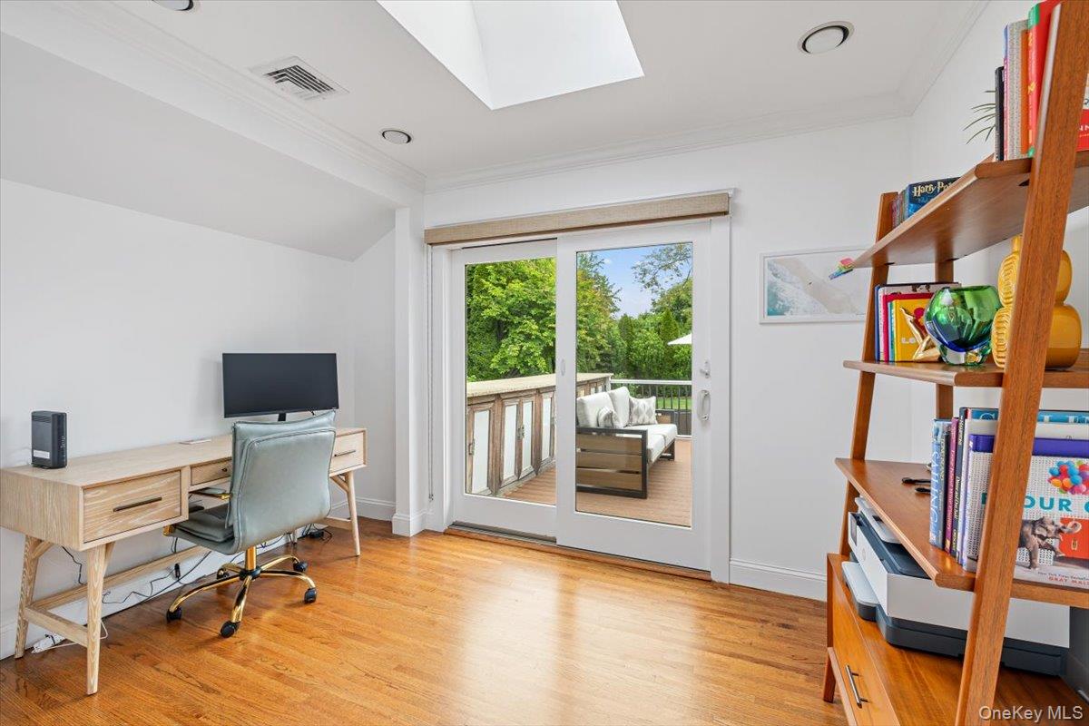 13 Colonial Lane Bellport, NY 11713 - Photo 29 of 39