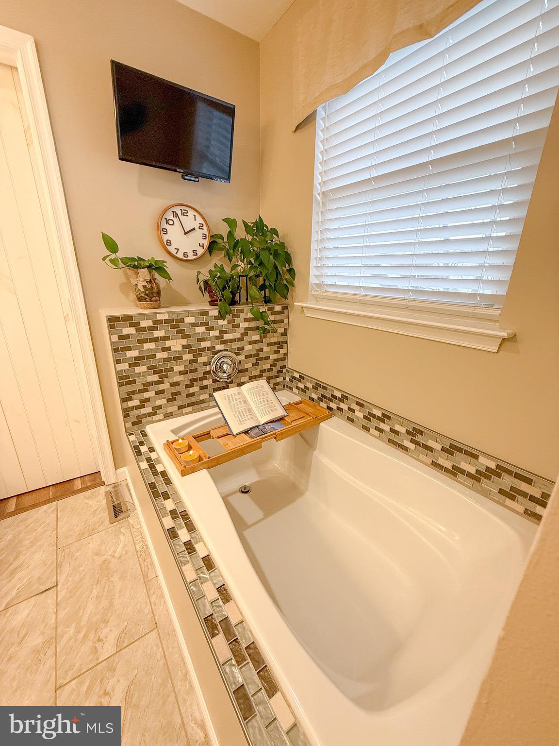 121 Chestnut Drive Elkton, MD 21921 - Photo 16 of 20 a view of a swimming pool and outdoor space