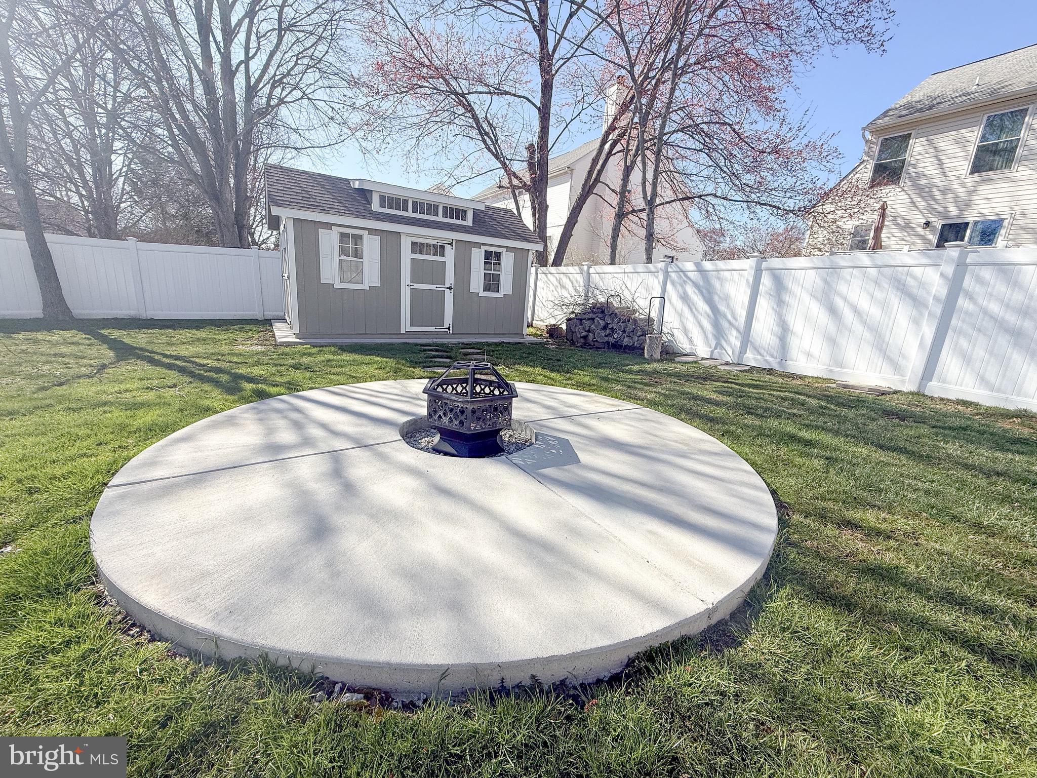 121 Chestnut Drive Elkton, MD 21921 - Photo 19 of 20 a view of outdoor space and yard
