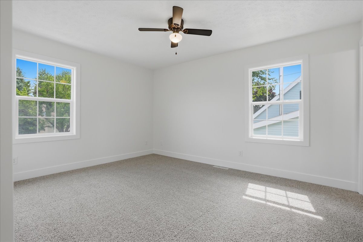 1828 Johnson Drive Normal, IL 61761 - Photo 15 of 37