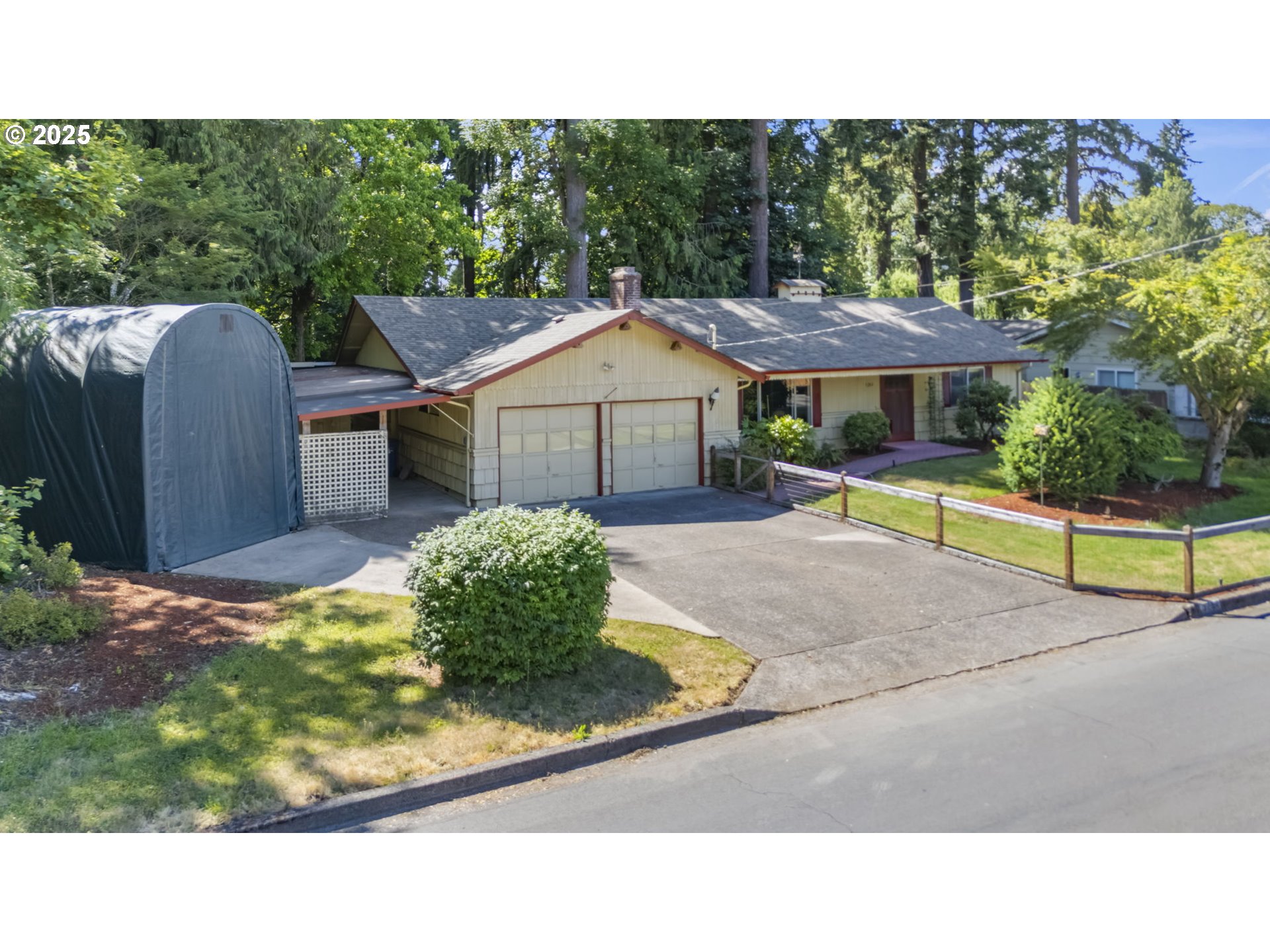 3284 Crocker Road Eugene, OR 97404 - Photo 2 of 47