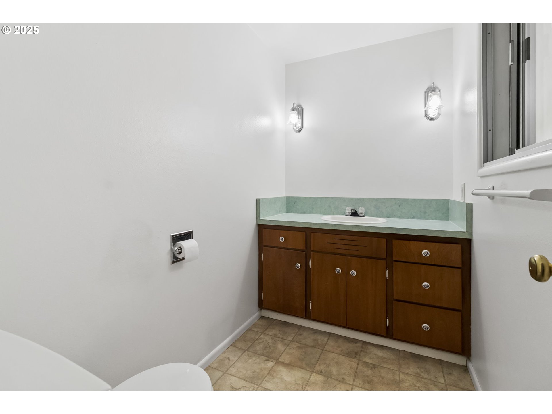 3284 Crocker Road Eugene, OR 97404 - Photo 25 of 47