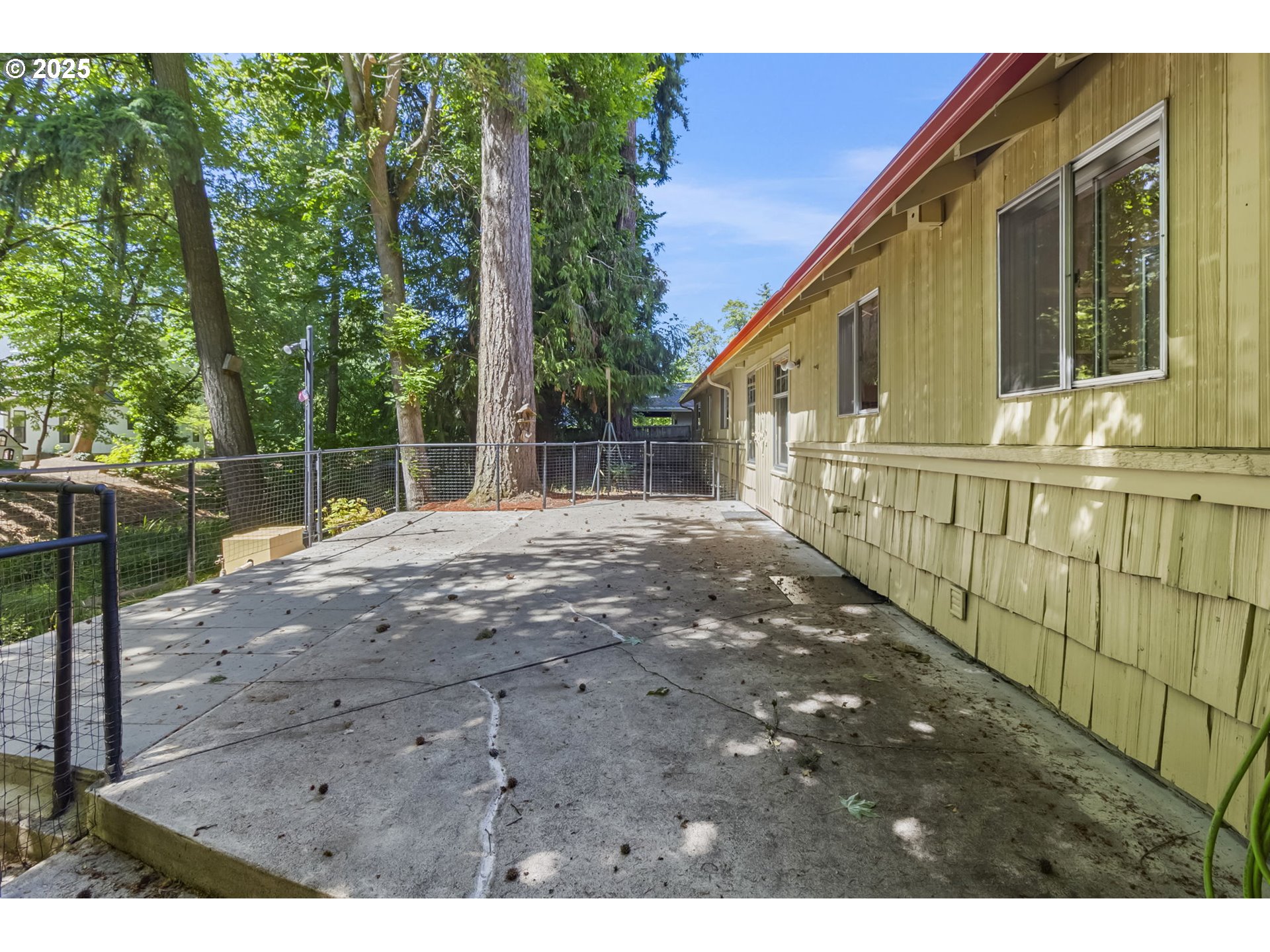 3284 Crocker Road Eugene, OR 97404 - Photo 43 of 47