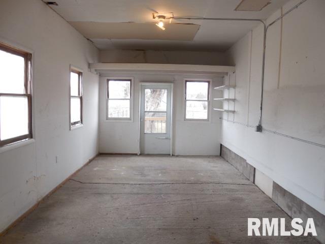 910 4th Street Colona, IL 61241 - Photo 13 of 15 Gallery Image 13
