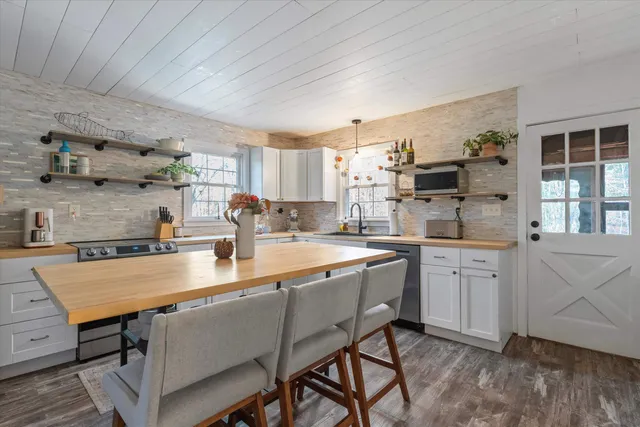 $565,000 | 67 Swiggey Brook Road, Chichester, NH 03258