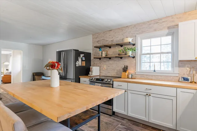 $565,000 | 67 Swiggey Brook Road, Chichester, NH 03258