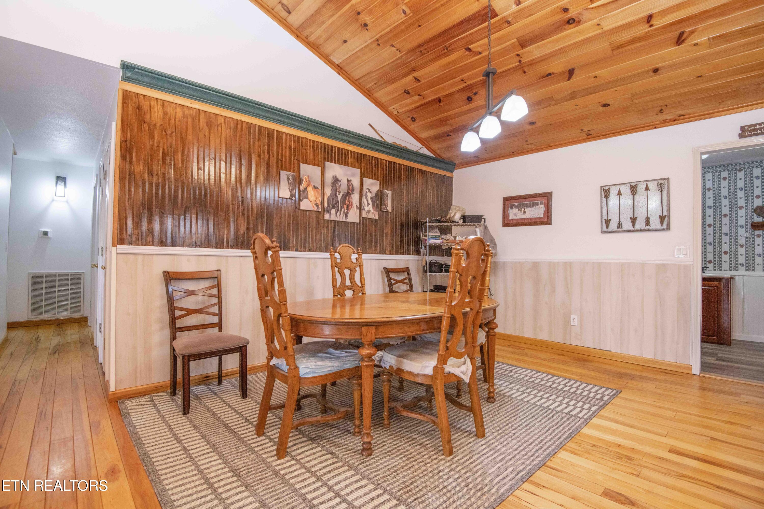 106 County Road 189 Decatur, TN 37322 - Photo 21 of 57 dining_1