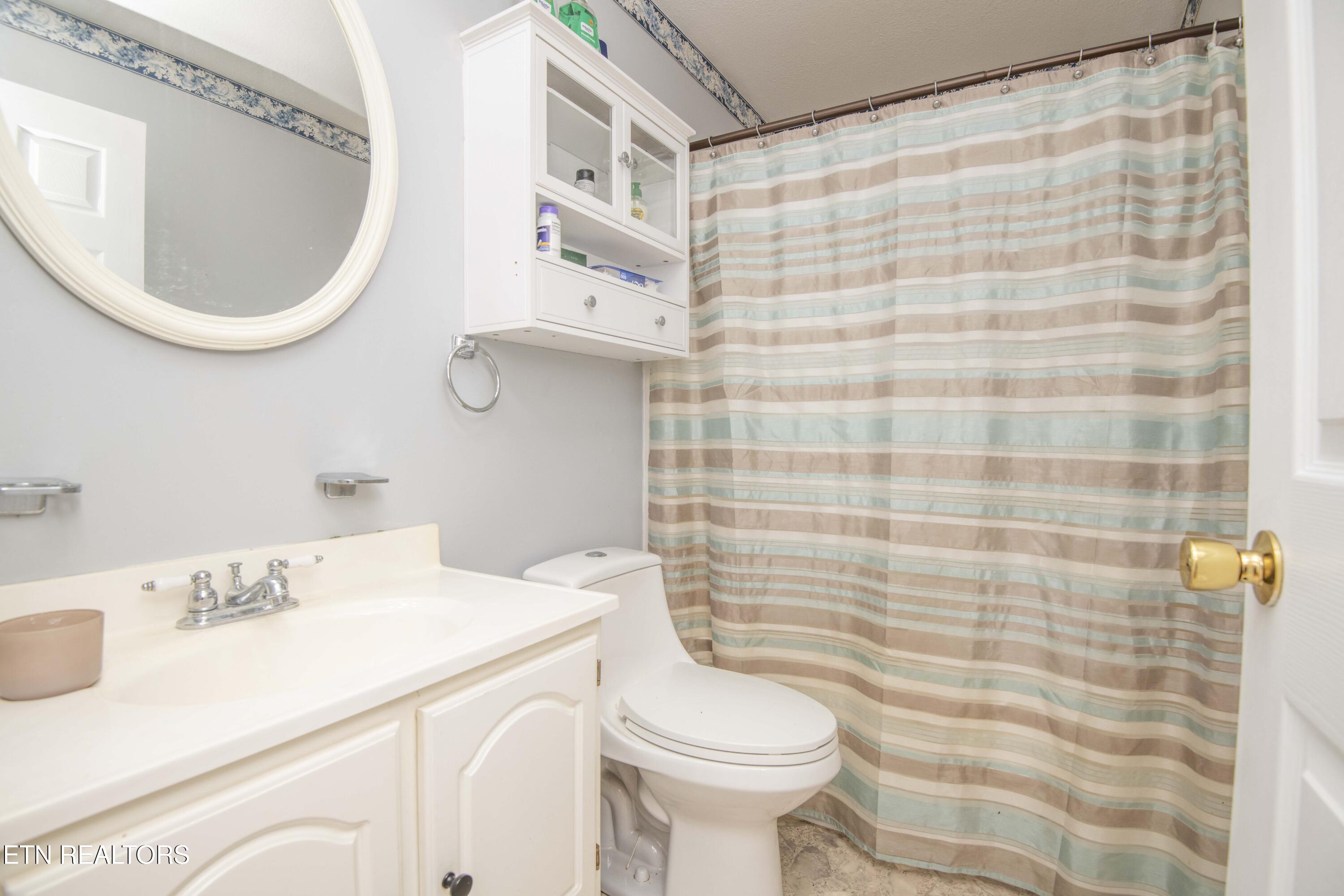 106 County Road 189 Decatur, TN 37322 - Photo 35 of 57 second bath_1