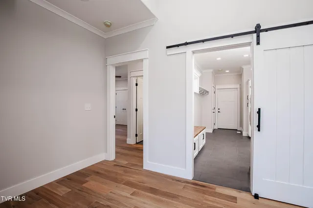 $849,000 | 294 River Pointe Drive, Greeneville, TN 37743