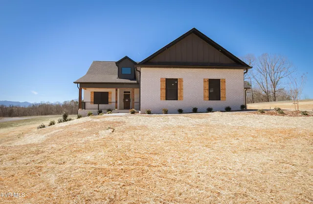 $849,000 | 294 River Pointe Drive, Greeneville, TN 37743