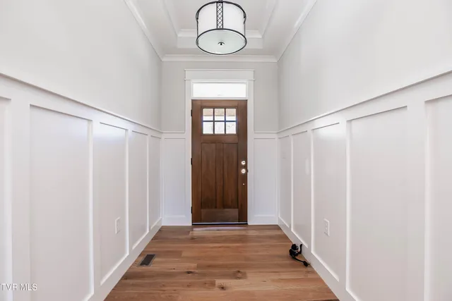 $849,000 | 294 River Pointe Drive, Greeneville, TN 37743