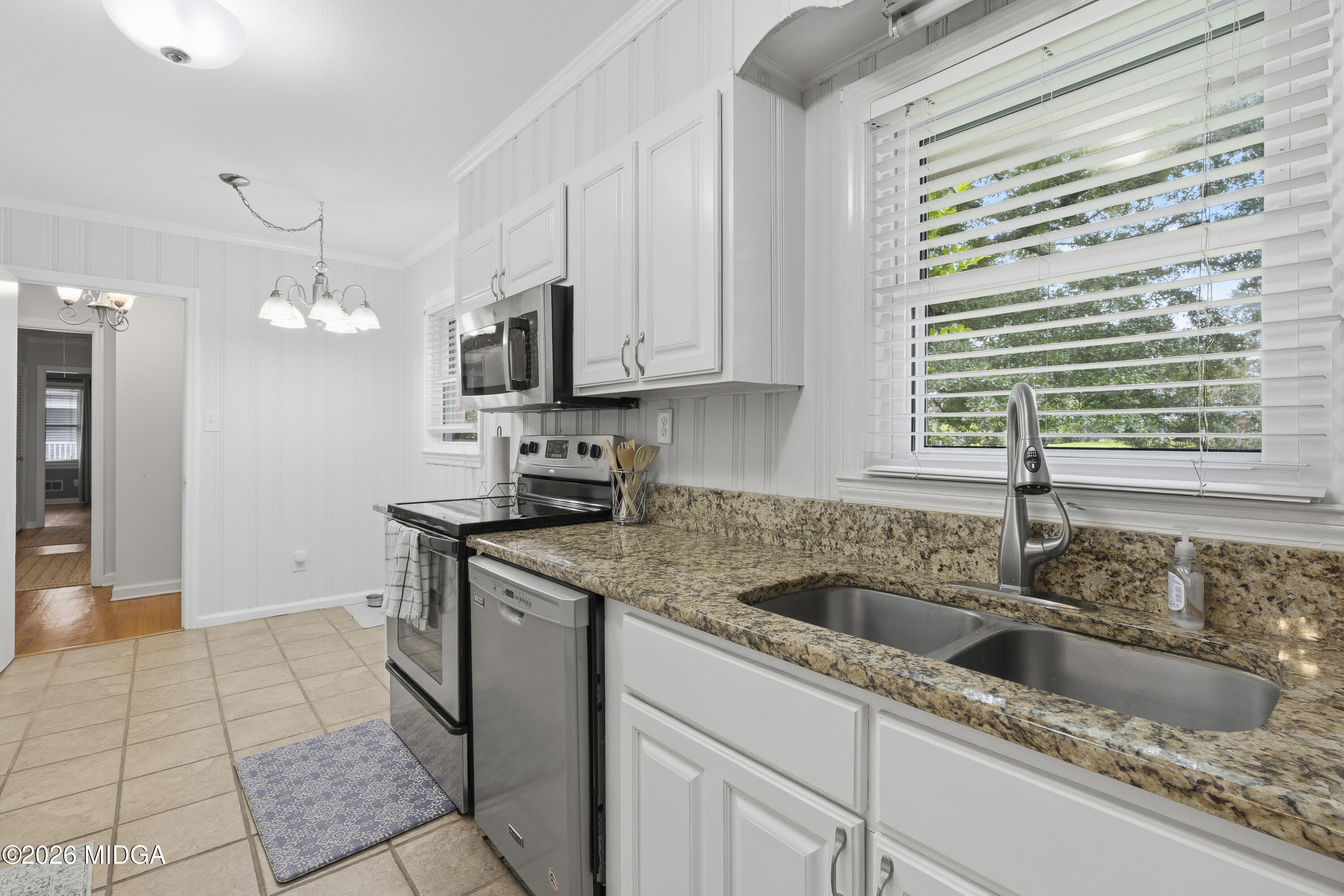 786 Windsor Road Macon, GA 31204 - Photo 16 of 45 786 Windsor Rd-05708