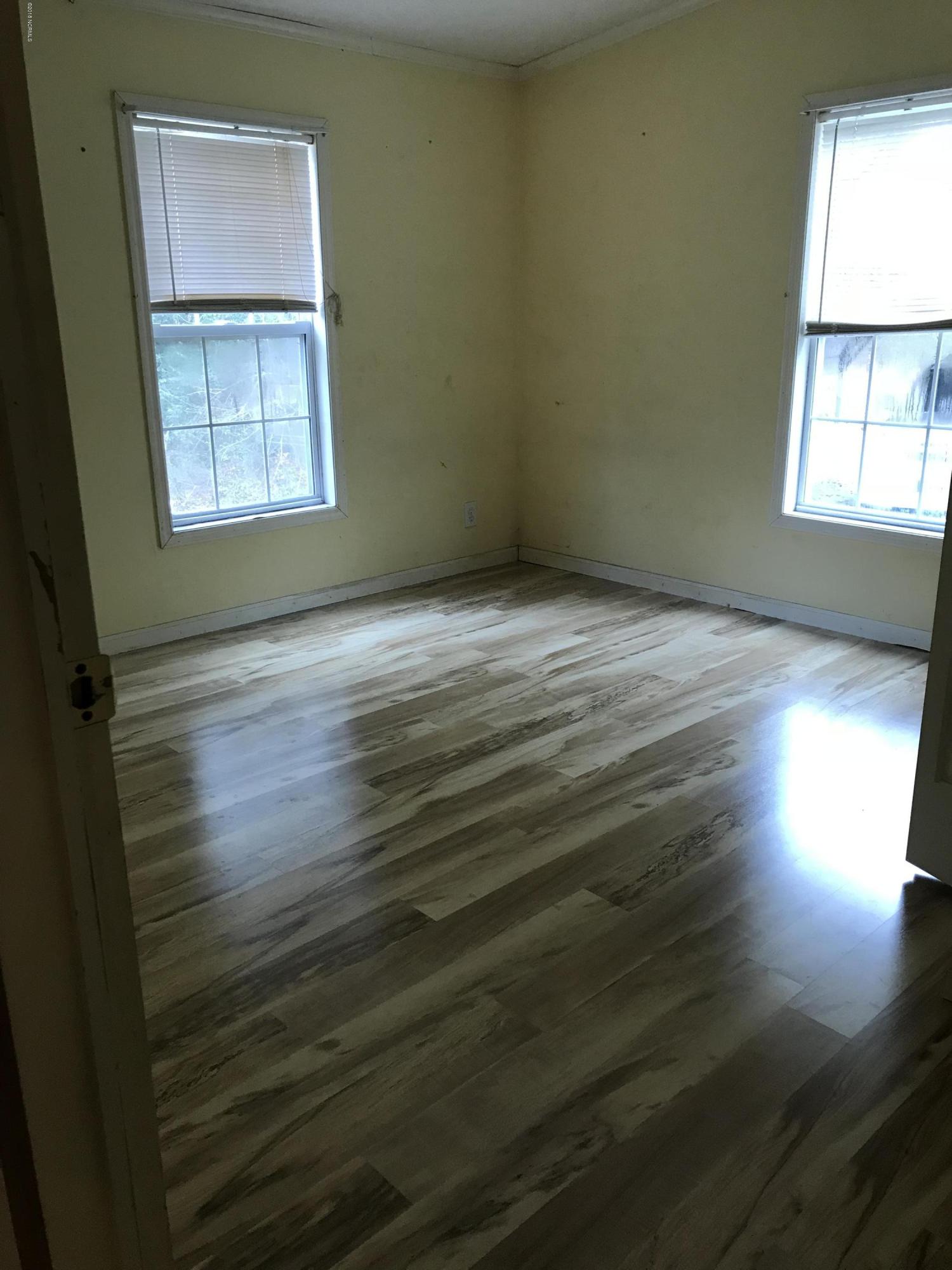 2486 Maco Road Northeast Leland, NC 28451 - Photo 41 of 43 Bedroom 3