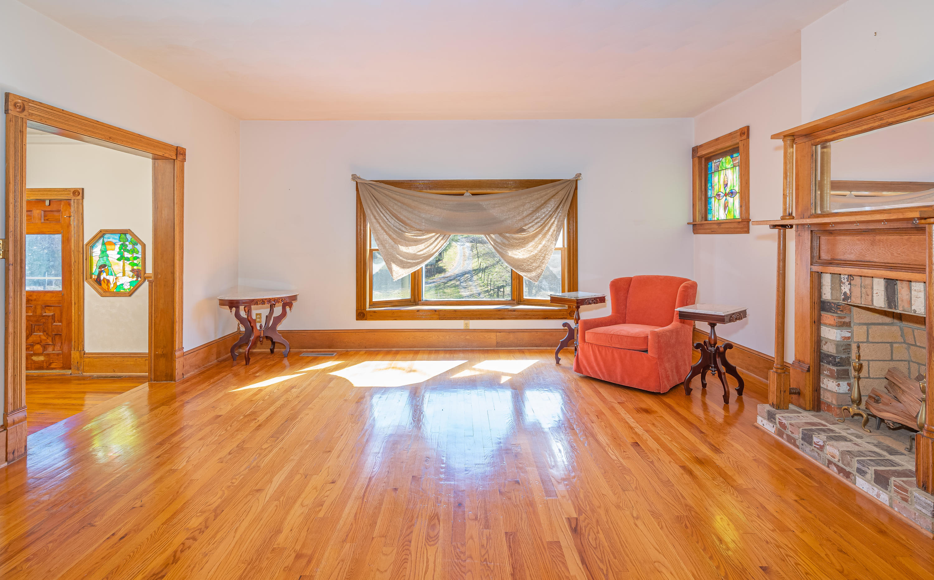 3086 Country Club Road Troutville, VA 24175 - Photo 16 of 39 Family Room