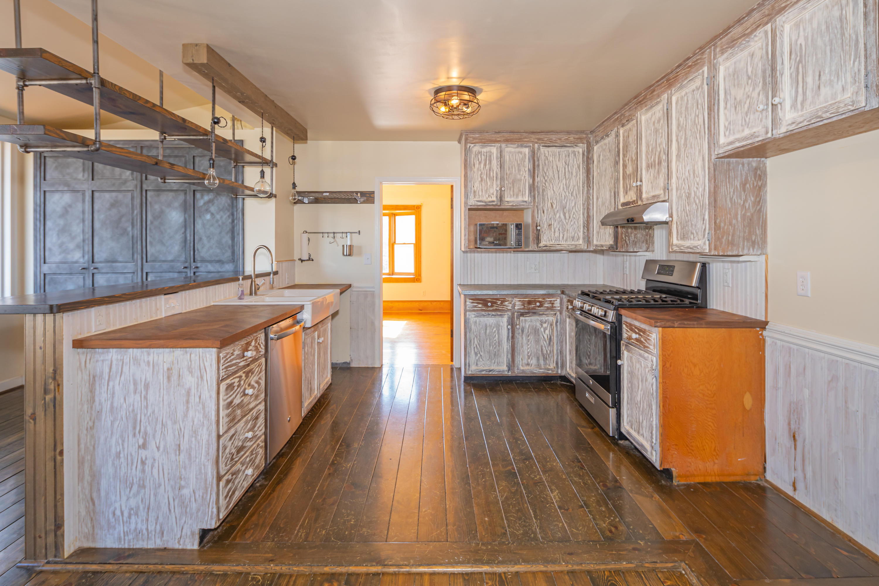3086 Country Club Road Troutville, VA 24175 - Photo 7 of 39 Kitchen