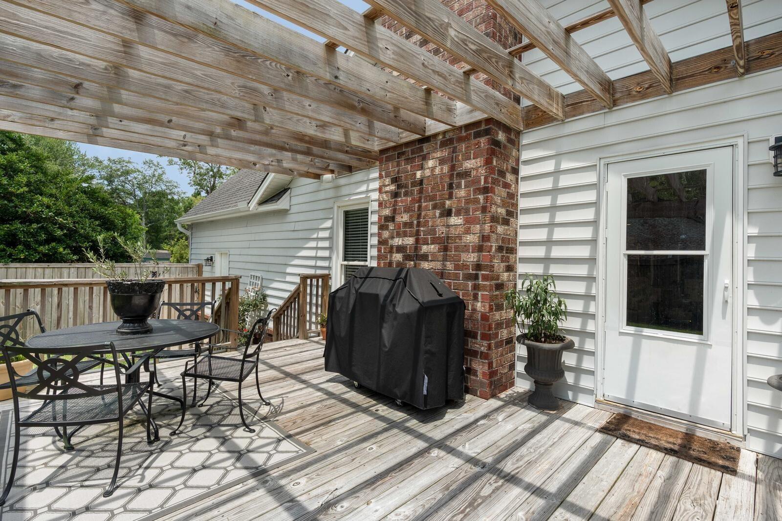 1633 Longview Road Mount Pleasant, SC 29464 - Photo 28 of 29