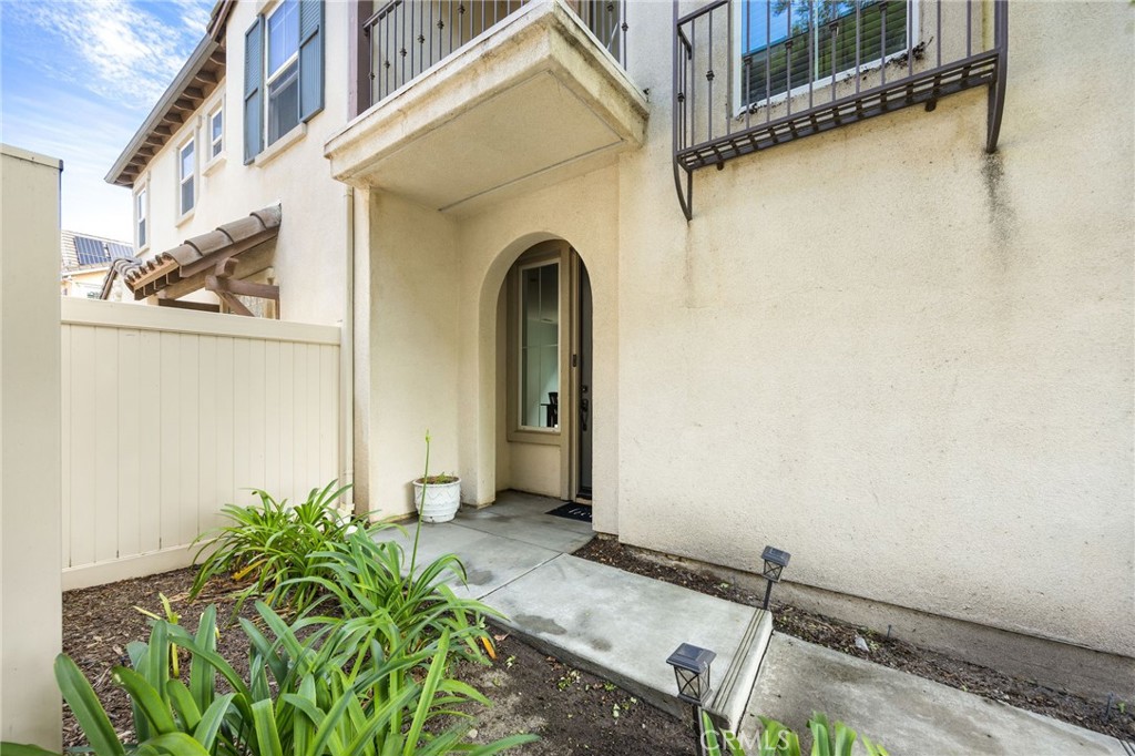 14554 Rochester Avenue Chino, CA 91710 - Photo 2 of 33