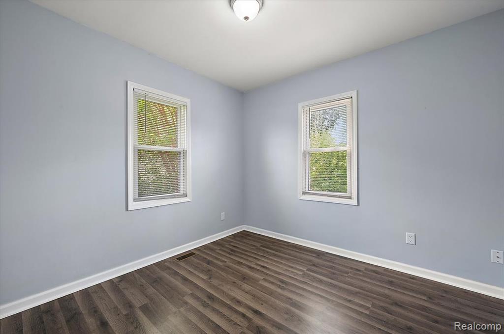 233 West Eleven Mile Road Madison Heights, MI 48071 - Photo 14 of 44 Gallery Image 14