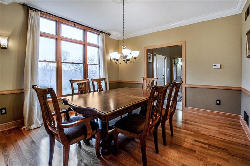 186 Davidson Road Mars, PA 16046 - Photo 3 of 25