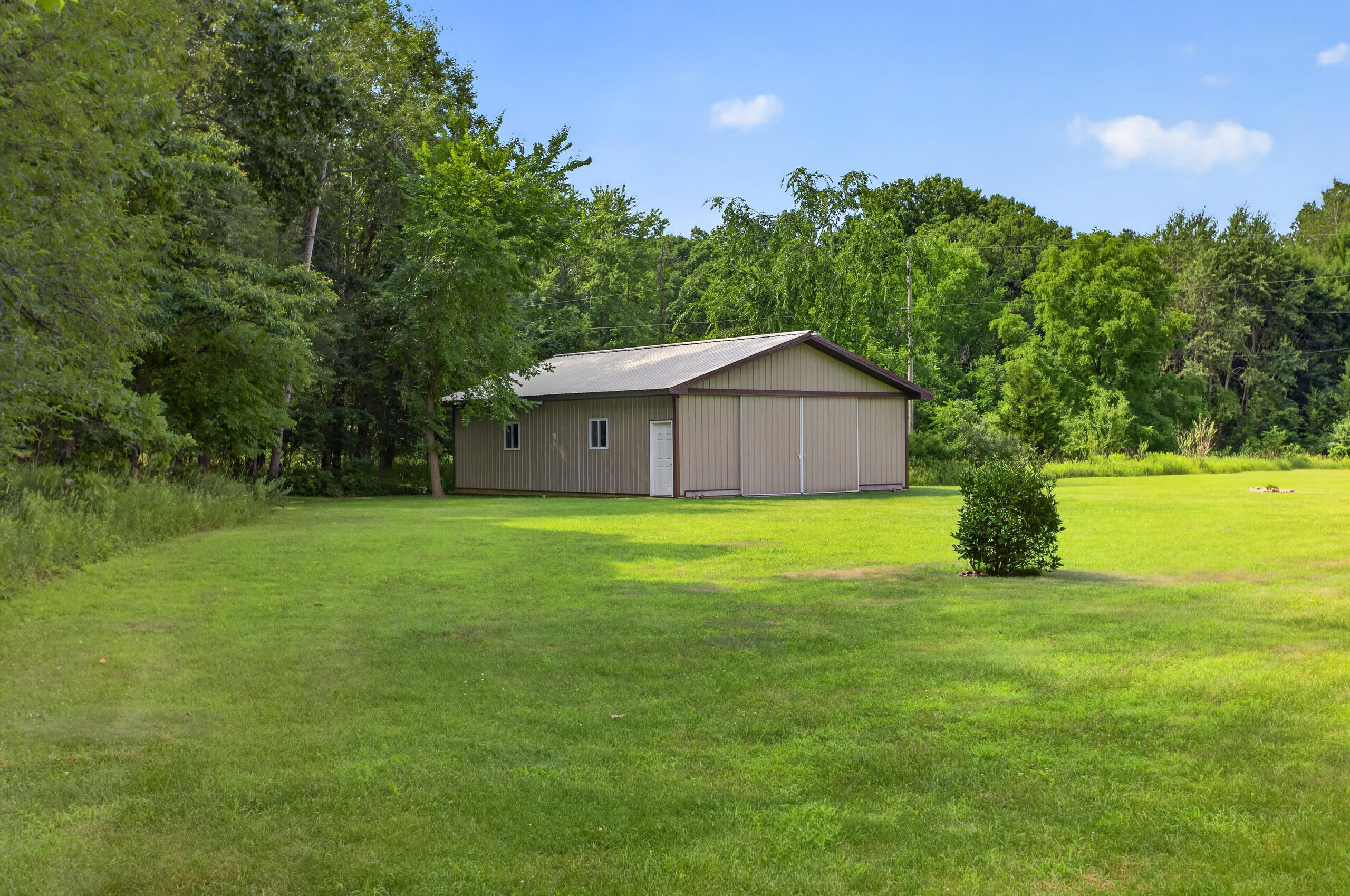 3651 Dexter Trail Stockbridge, MI 49285 - Photo 14 of 54 Yard