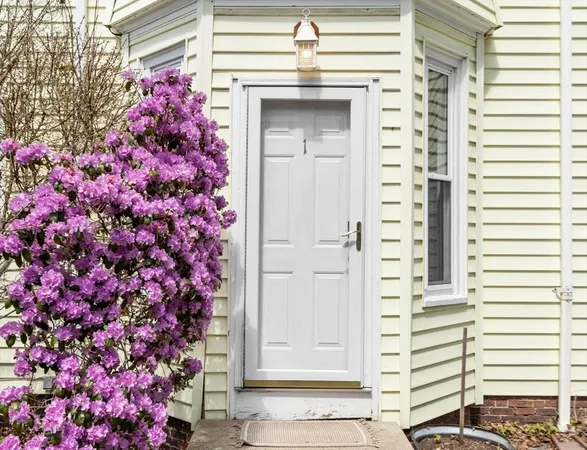 $419,000 | 155 Maple Street, Unit 1, Danvers, MA 01923