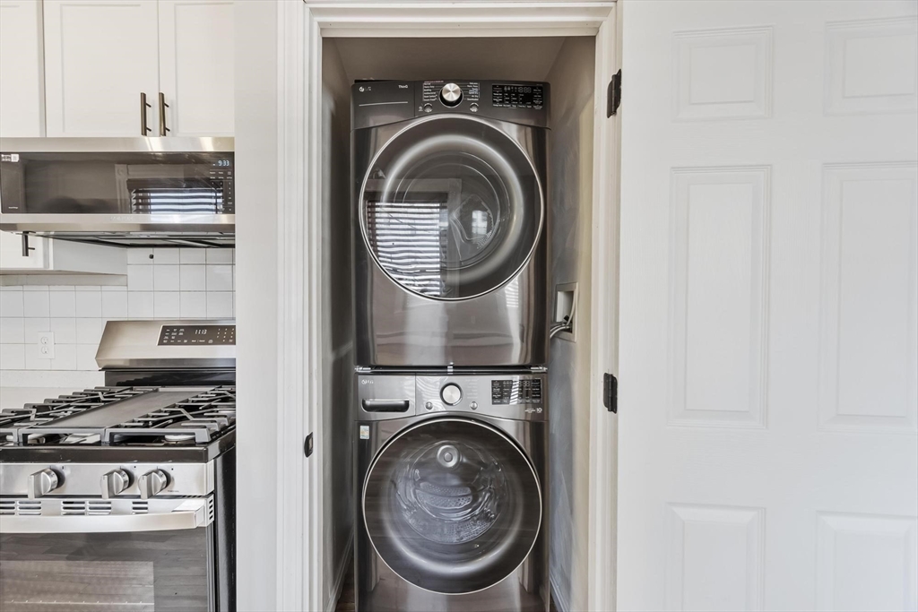 155 Maple Street, Unit 1 Danvers, MA 01923 - Photo 4 of 21