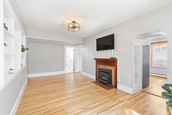 $419,000 | 155 Maple Street, Unit 1, Danvers, MA 01923