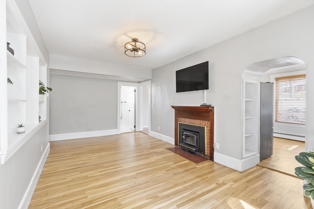 155 Maple Street, Unit 1 Danvers, MA 01923 - Photo 6 of 21