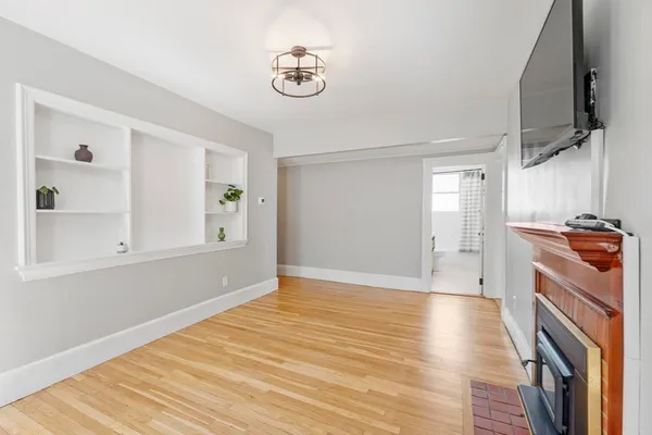 $419,000 | 155 Maple Street, Unit 1, Danvers, MA 01923