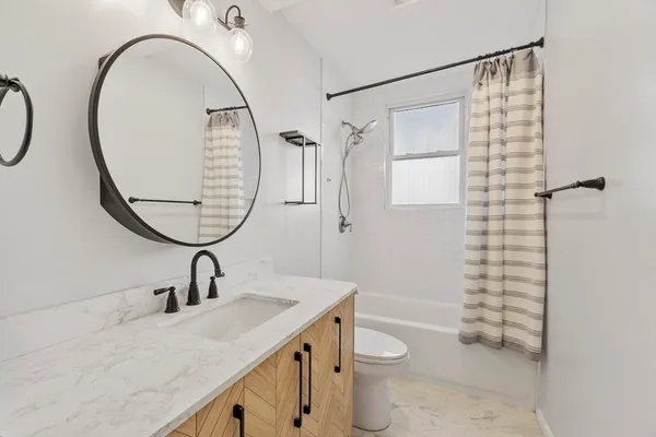 $419,000 | 155 Maple Street, Unit 1, Danvers, MA 01923