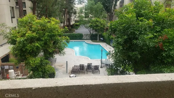 an outdoor view of house with outdoor space