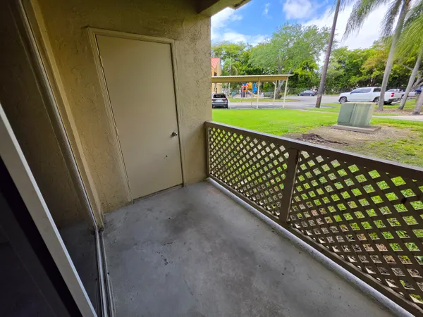 $2,300 | 18340 Northwest 68th Avenue, Unit F, Hialeah, FL 33015
