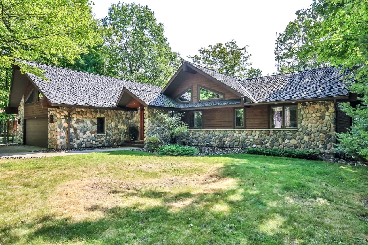 9165 Davies Road Minocqua, WI 54548 - Photo 37 of 48 Gallery Image 37