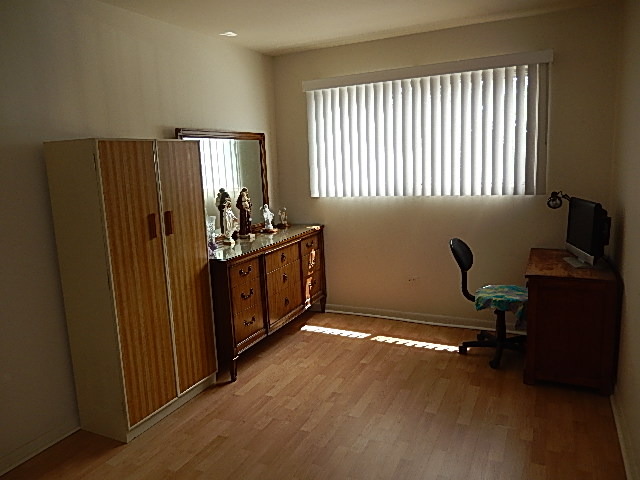 6045 103rd Street, Unit 1W Chicago Ridge, IL 60415 - Photo 13 of 19